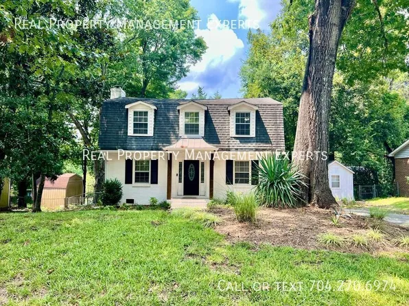 1415 Jodhpur Ct, Charlotte, NC 28212