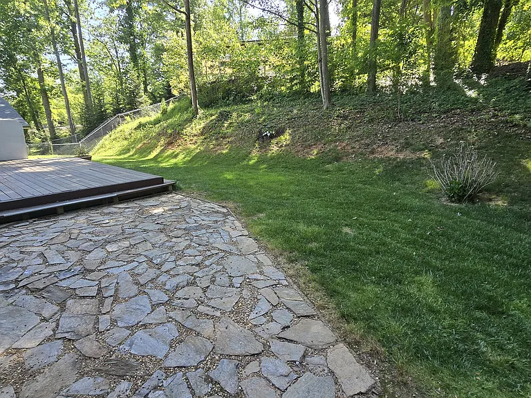 96 Locust Ct — Photo 4