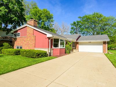 609 S William St, Mount Prospect, IL, 60056