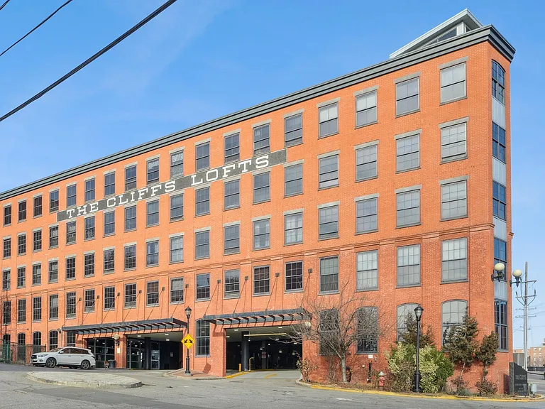The Cliffs Lofts — Photo 22