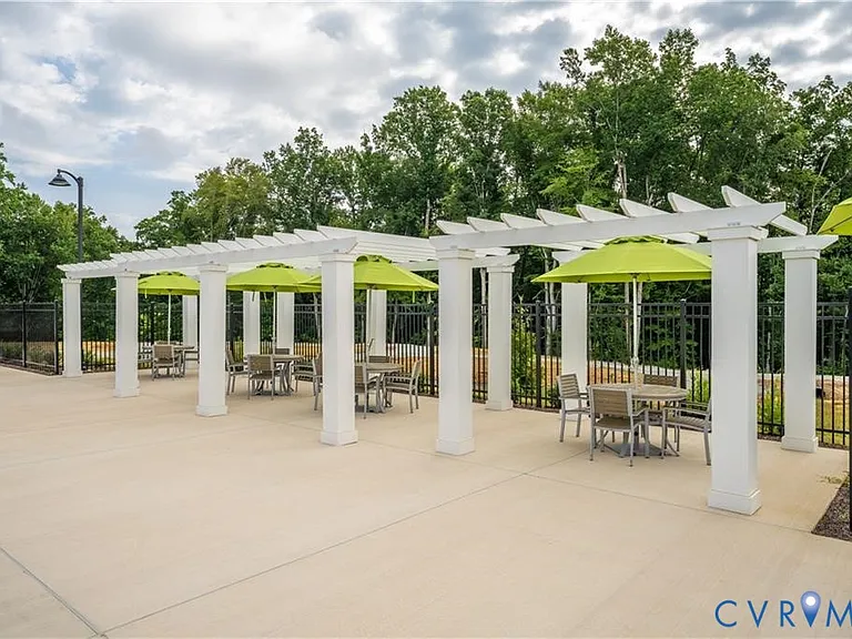 10861 Farmstead Mill Ln — Photo 40