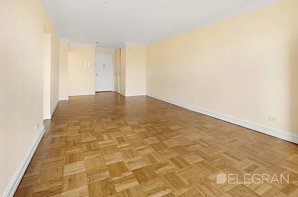 Rented by Elegran | media 9