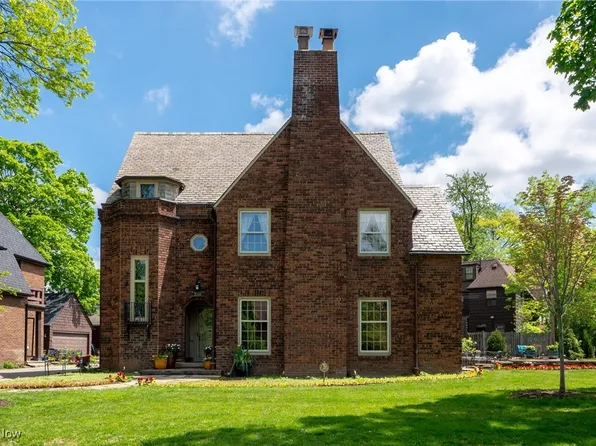 3351 Daleford Rd, Shaker Heights, OH 44120