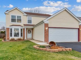 308 W Harvard Cir, South Elgin, IL 60177