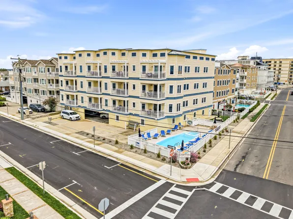 415 E Stockton Rd #104, Wildwood Crest, NJ 08260