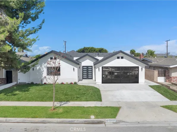 12151 Reagan St, Los Alamitos, CA 90720