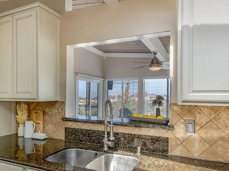 5102 Medina Rd — Photo 7