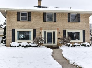 629 N 77th St, Wauwatosa, WI 53213