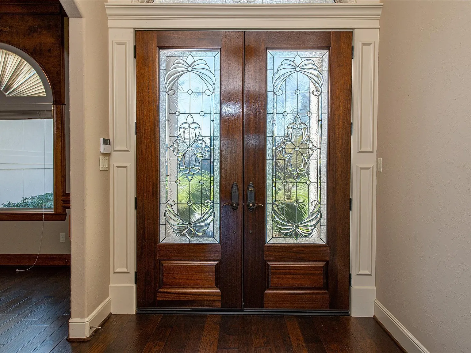 4 bed, 3.5 bath, 3402 sqft, $4,195 — Photo 3