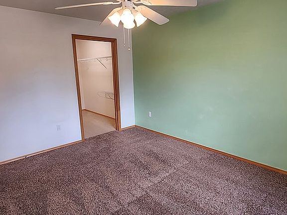 Master with walk-in closet