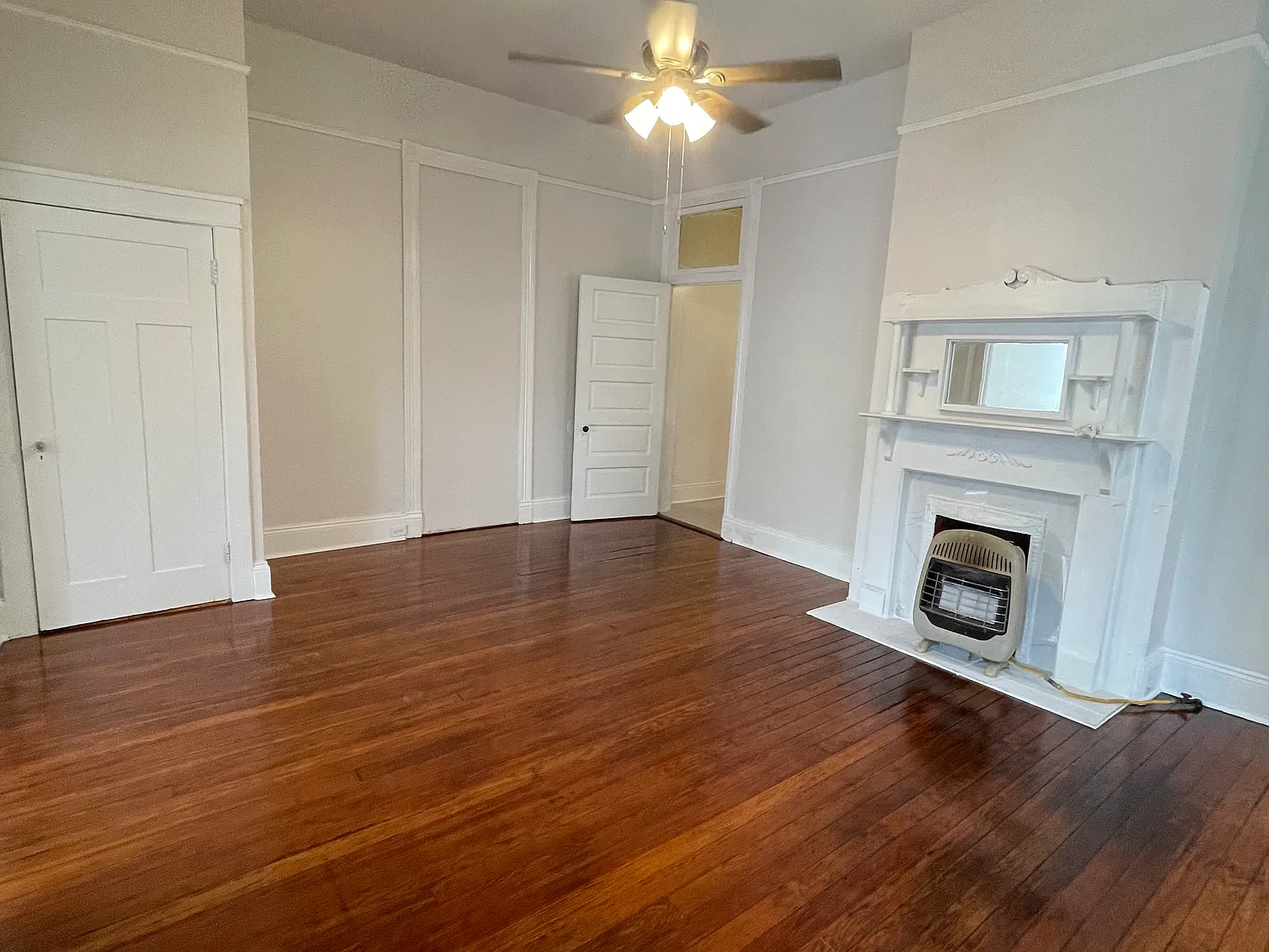 2 bed, 1500 sqft, $1,650 — Photo 2