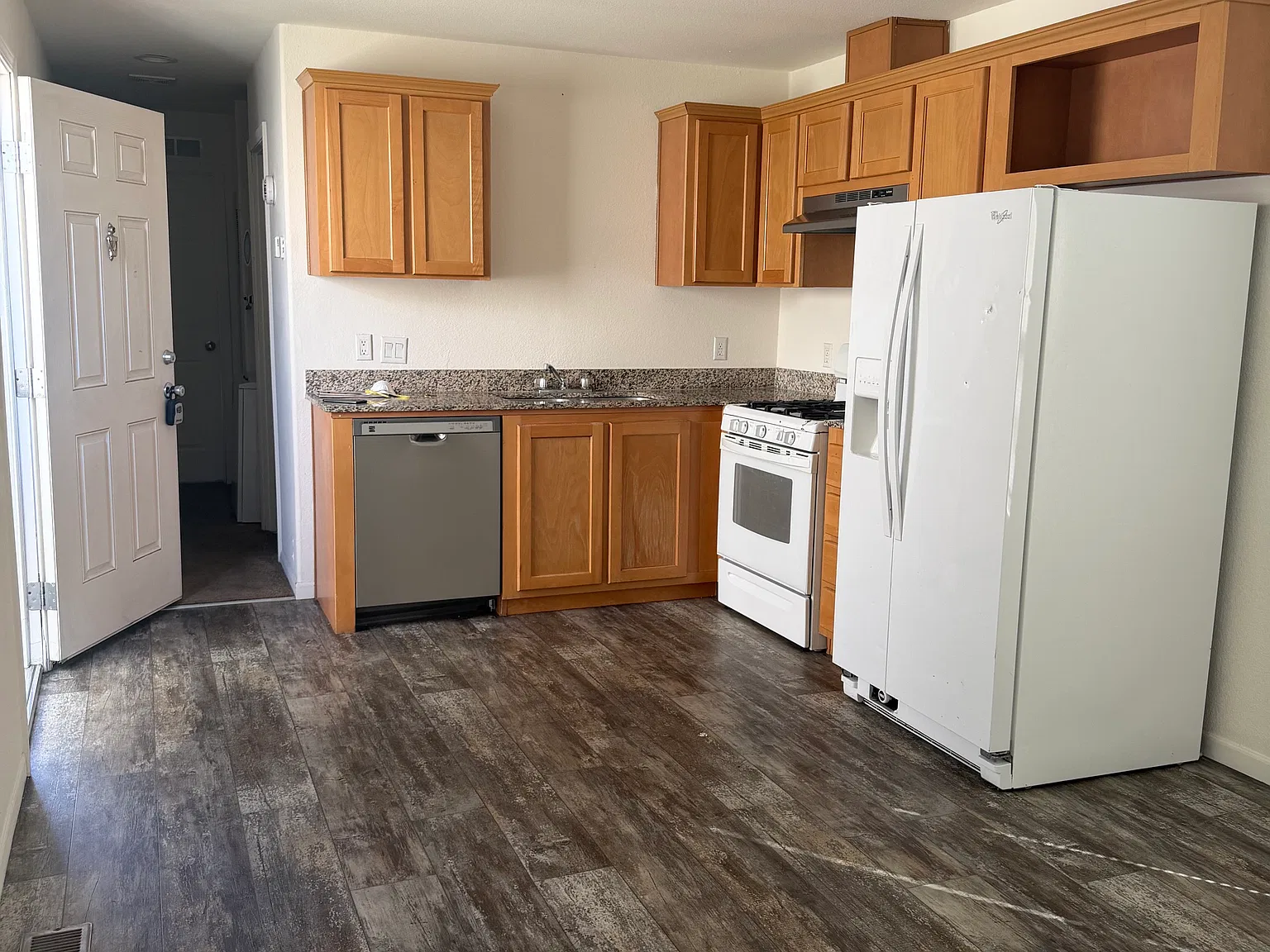 1 bed, $1,645 — Photo 1