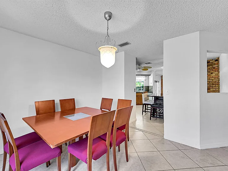 1361 SW 26th Ave — Photo 20