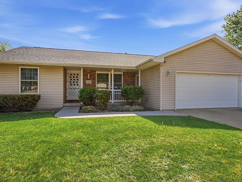 1st image of 2488 Birchwood Dr