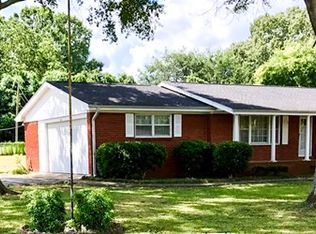325 Duncan Dr, Russellville, AL 35654
