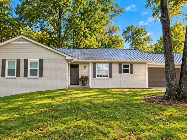 390 Tidwell Cir, Alpharetta, GA 30004