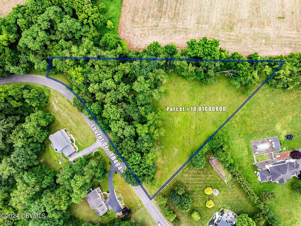 1st image of 13 Laurel Dr