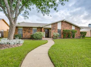1116 Amur St, Mesquite, TX 75150