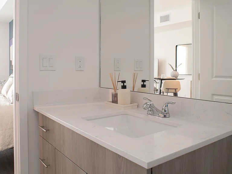 The Alary — Photo 16