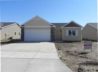 3008 11th St SE, Minot, ND 58701