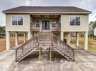 628 Royal Oak Dr, Pass Christian, MS 39571