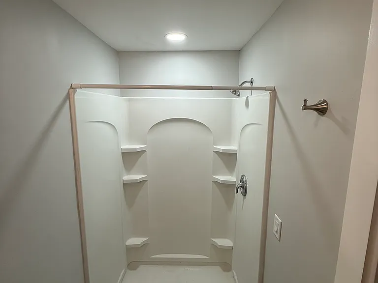 722 N Main St #1 — Photo 13