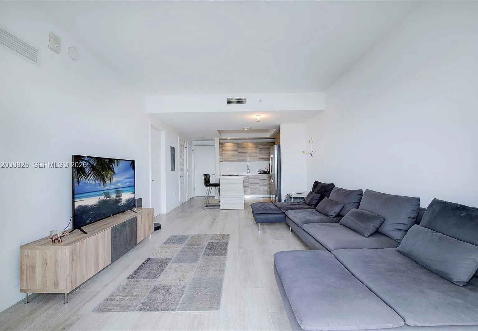 3401 Midtown Condo — Photo 4