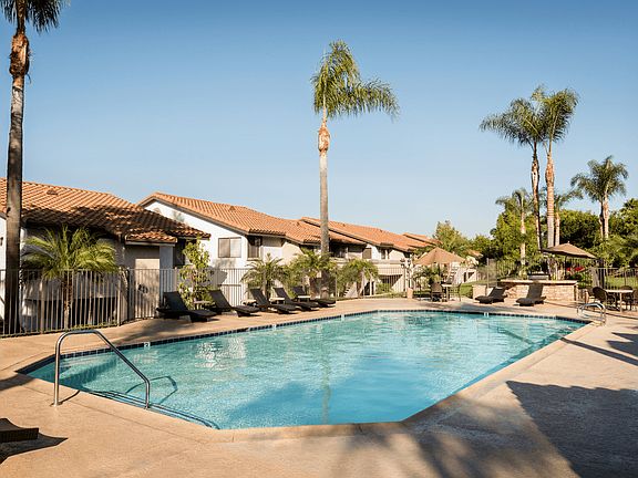 5th image of 3634 College Blvd #17