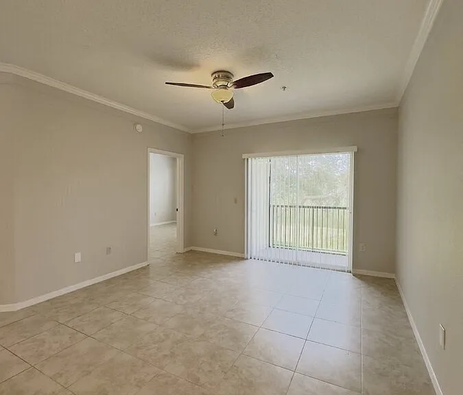 11530 Villa Grand #1121 — Photo 3