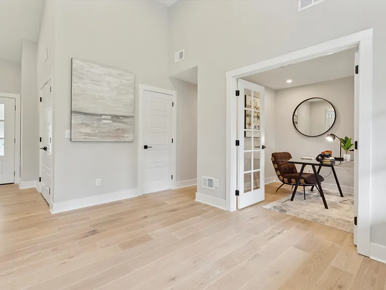 104 Furlong Ave — Photo 38