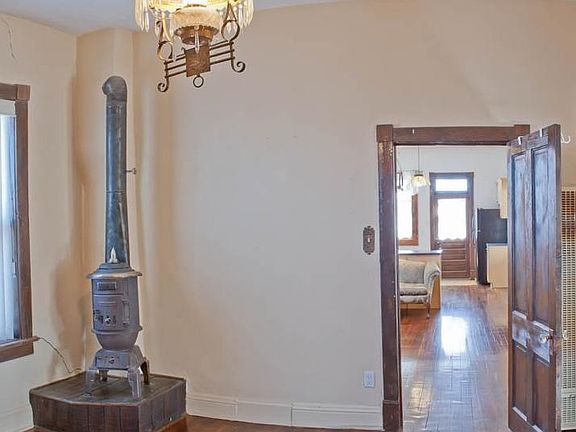 5th image of 9742 4th St NW