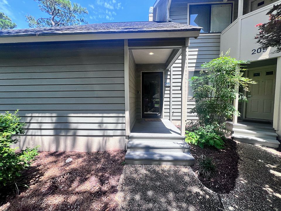 209 Westleton Dr 14-A Exterior 2_06102025