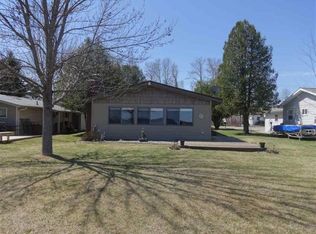742 Iroquois, Houghton Lake, MI 48629