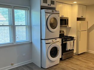 1028 W Montana St #3, Chicago, IL 60614