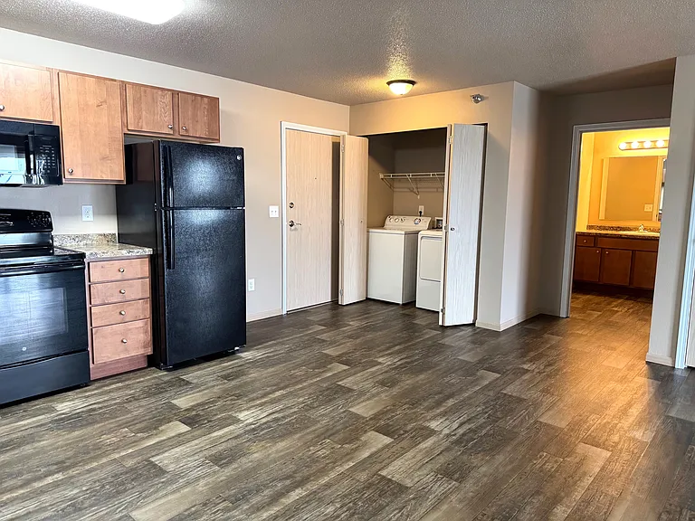 Oakview Apartments 1410 — Photo 11