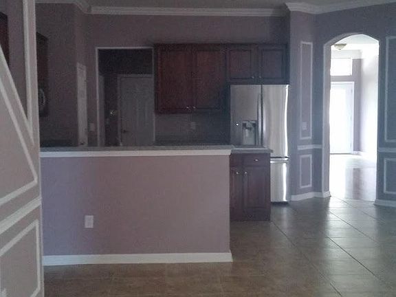 2nd image of 8258 Hedgewood Dr