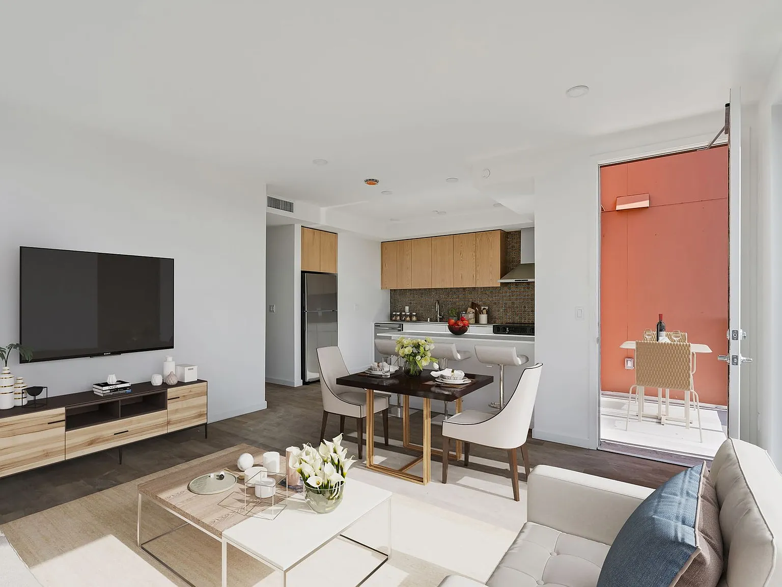 4th + Palm — Photo 2