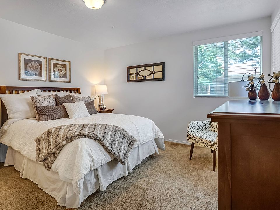 Large Master Bedrooms