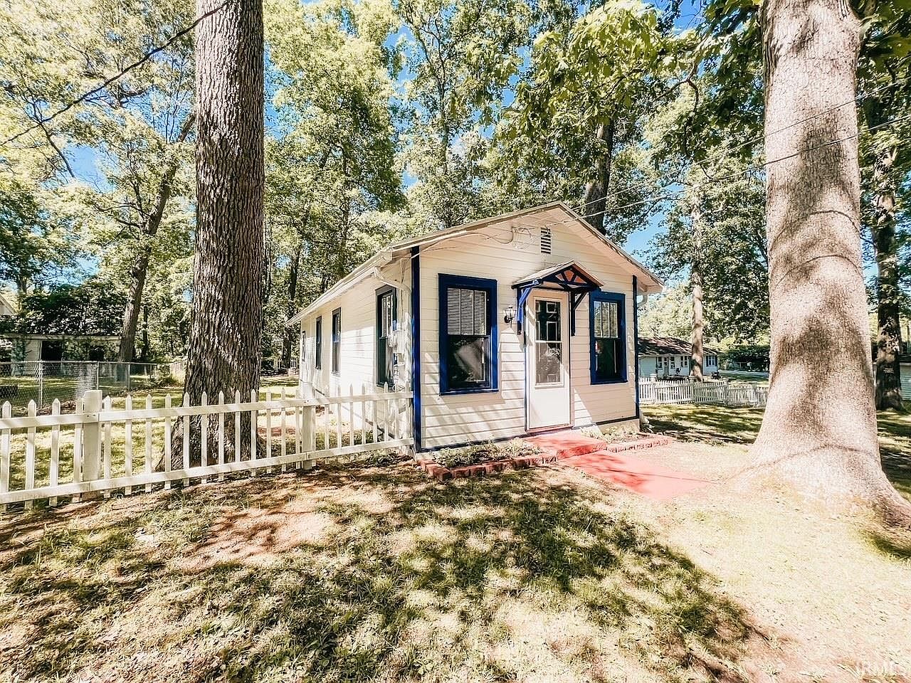 10976 E Mohegan Rd, Walkerton, IN 46574 Zillow