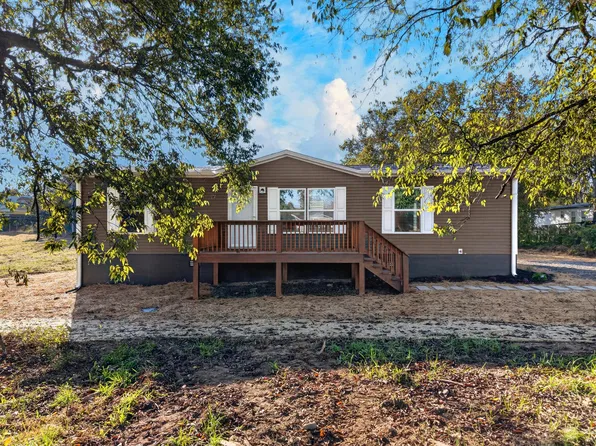 1686 Old Newport Hwy, Newport, TN 37821