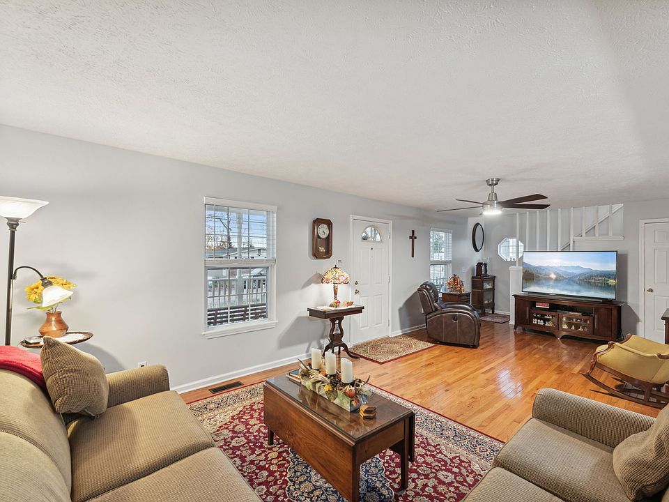 123 W Fancy St, Blanchester, OH 45107 MLS 1788512 Zillow