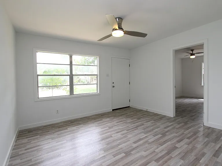 6601 Galindo St — Photo 5