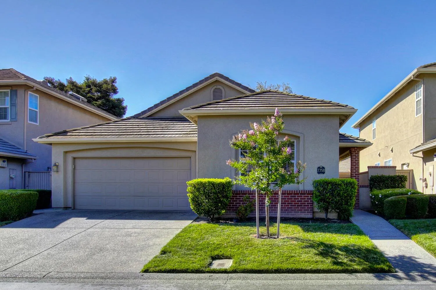 7758 River Grove Cir photo 1