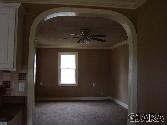 5th image of 632 Lois St