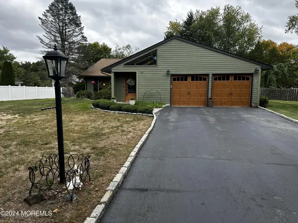 32 Medford Boulevard, Freehold, NJ 07728