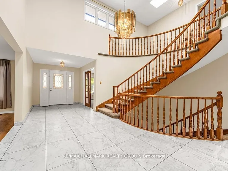 95 Macnabb Pl — Photo 3