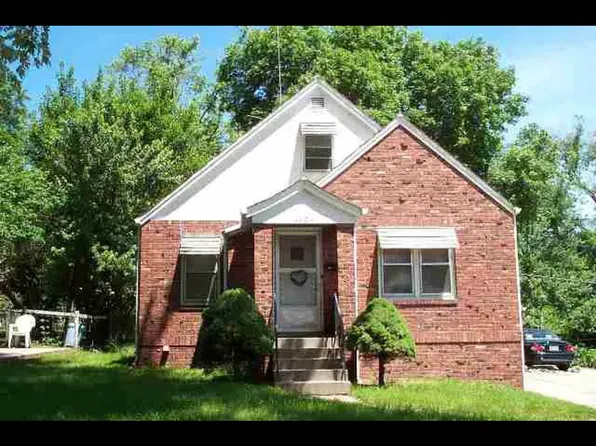 4904 Grand Ave, Omaha, NE 68104