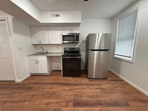 5th image of 318 N Paca St #7