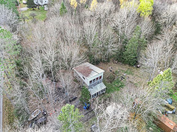 4th image of 258 Star Lake Rd