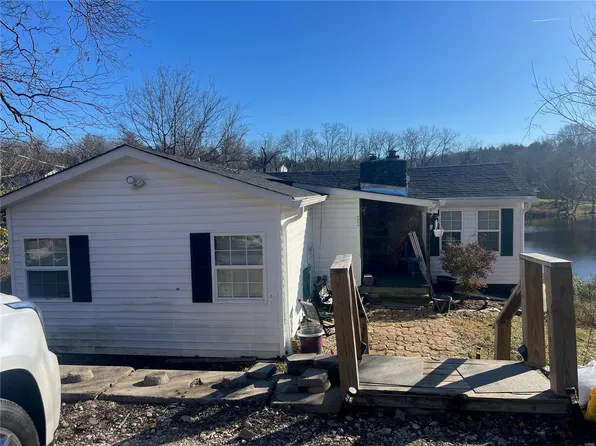 6056 N Lakeside Dr, House Springs, MO 63051